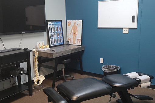 Chiropractic Bed and Clinic in Phoenix and Tolleson AZ for Auto Injury Patients