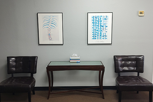 Receiving Area of a Phoenix-based Chiropractor Servicing Tolleson Residents In Need of Headache Treatment