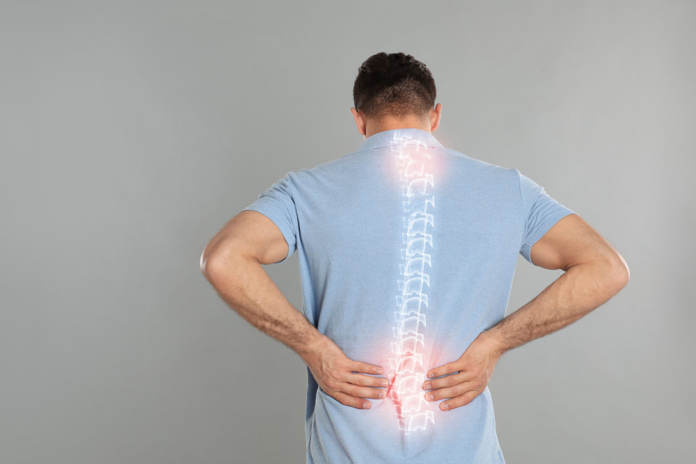 Man Visiting Chiropractor in Tolleson Arizona For His Disc Injuries