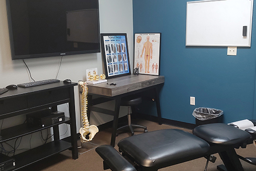Treatment Room of Chiropractor's Clinic in Phoenix Arizona For Patients With Work Injury