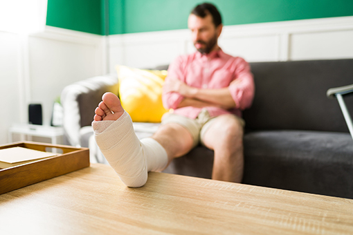 Tolleson Man With Truck Injury Thinking of Going To Chiropractor