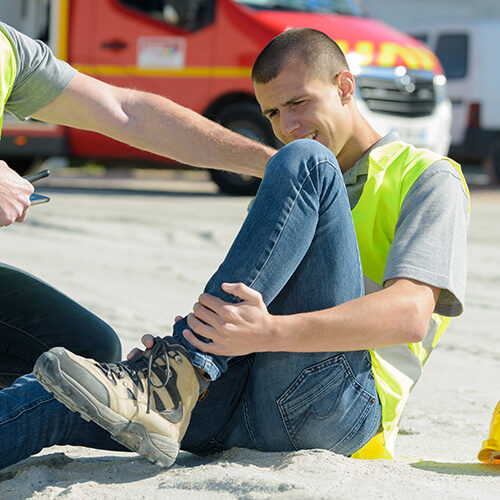 Injured Tolleson Worker of Phoenix Company In Need of Chiropractic Services